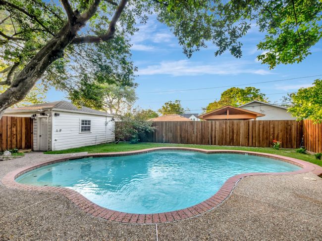 7119 Bennington Dr, House other with 3 bedrooms, 2 bathrooms and null parking in Dallas TX | Image 28