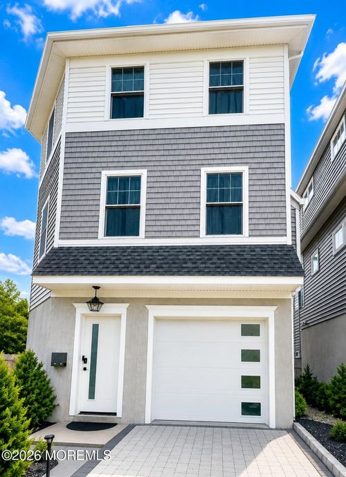100 Main St, Port Monmouth, NJ, 07758-1538 | Card Image