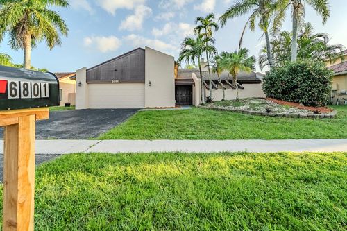 6801 Nw 44th Ct, Lauderhill, FL, 33319-4032 | Card Image