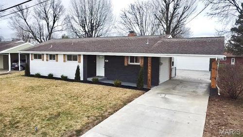 106 Bridle Ridge Rd, Collinsville, IL, 62234-4322 | Card Image