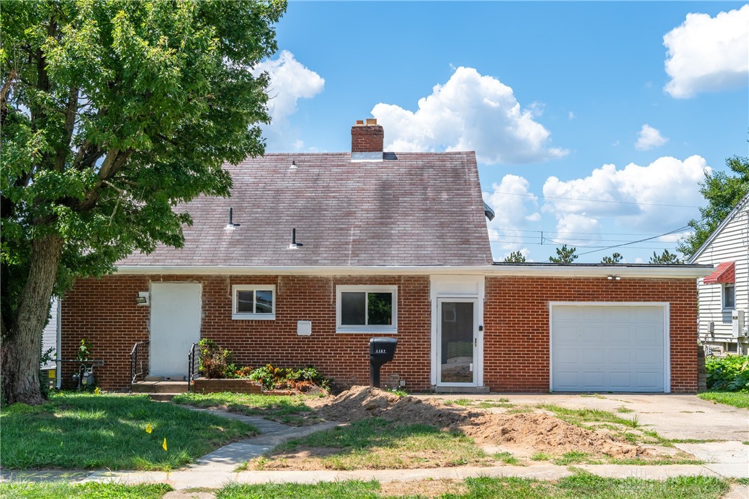 Oakhill Ave, Fairborn, OH 45324