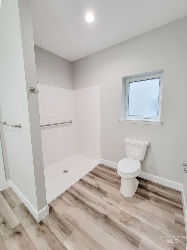 B - 2113 Powers Ave, Townhouse with 2 bedrooms, 2 bathrooms and 2 parking in Lewiston ID | Image 12