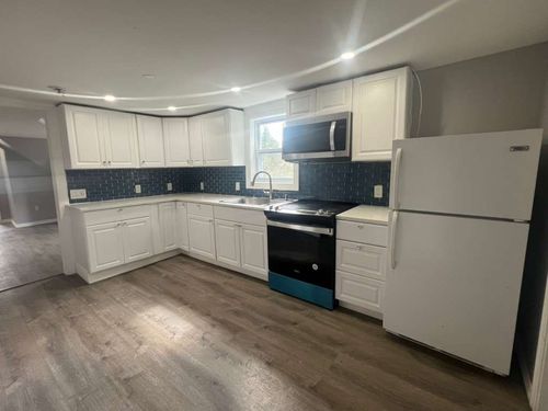 apt-3-2 Oliver St, Southbridge, MA, 01550-2061 | Card Image