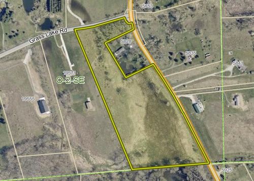 blk-5800 Mi State Road 52, Manchester, MI, 48158-9460 | Card Image