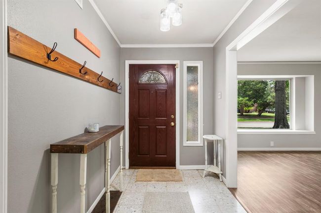 211 Cedar Ln, House other with 4 bedrooms, 2 bathrooms and 2 parking in El Lago TX | Image 6