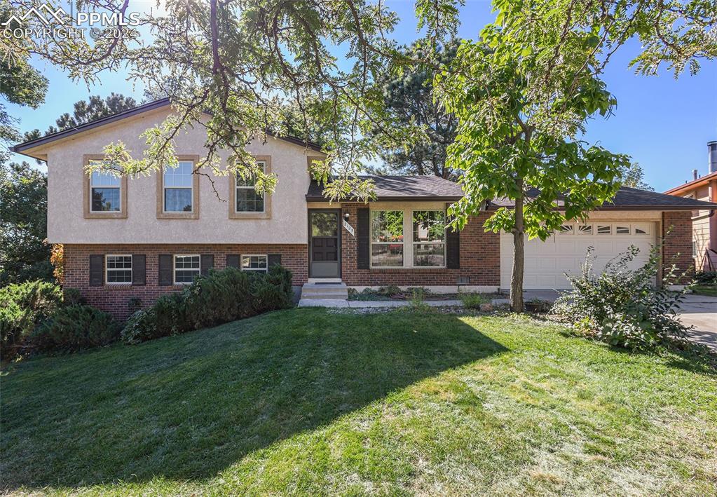 Saddle Pl, Colorado Springs, CO 80918