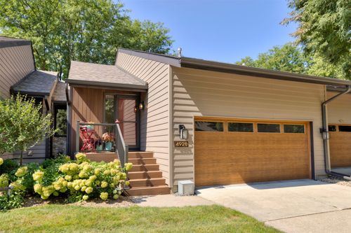 43-4928 Cedar Dr, West Des Moines, IA, 50266-4935 | Card Image