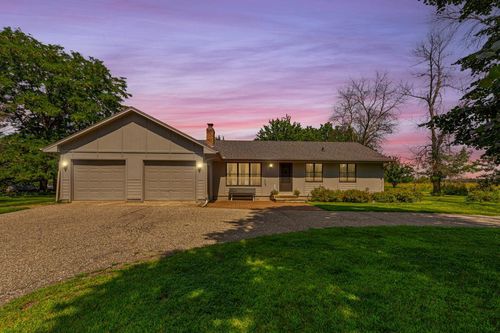 30562 Cedar Ln, Le Sueur, MN, 56058-4346 | Card Image