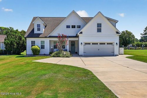 1200 Caracara Dr, New Bern, NC, 28560-6432 | Card Image