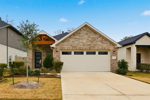 40704 Guillemont Ln, Magnolia, TX, 77354-7052 | Card Image