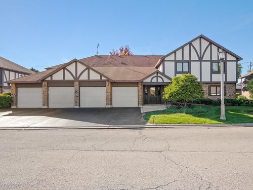 d-524 Banyon Lane, La Grange, IL, 60525 | Card Image