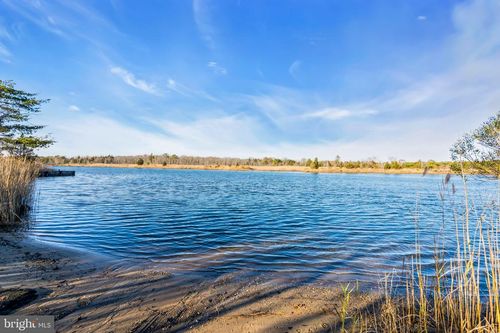 3 Dock Ave, WARETOWN, NJ, 08758-1519 | Card Image