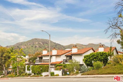 1559 Palisades Dr, Pacific Palisades, CA, 90272-2104 | Card Image
