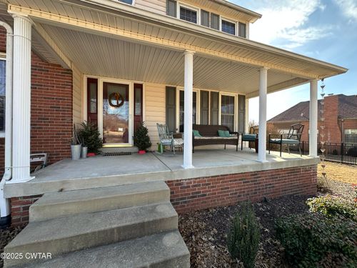 1413 Yellow Twig Ln, Dyersburg, TN, 38024-2843 | Card Image