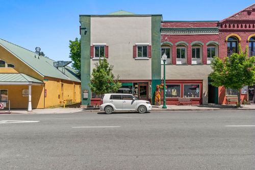 531 Main St, Quincy, CA, 95971-9129 | Card Image