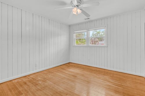 1221 Byron Rd, Charleston, SC, 29407-7057 | Card Image