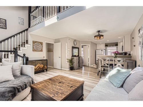 apt-a-2890 W Long Cir, Littleton, CO, 80120-4394 | Card Image