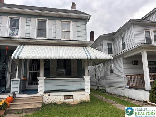 670 Franklin Ave, Palmerton, PA, 18071-1415 | Card Image