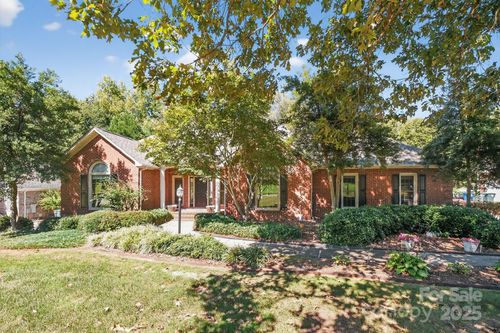 208 Stone Ridge Dr, Salisbury, NC, 28146-8346 | Card Image