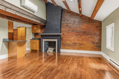 3-116 State St, Portsmouth, NH, 03801-3826 | Card Image