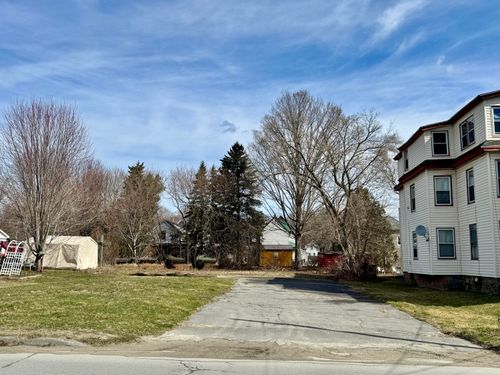 25 Oak Street, Waterville, ME, 04901 | Card Image