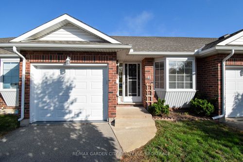 11-162 First St, Welland, ON, L3B4S2 | Card Image