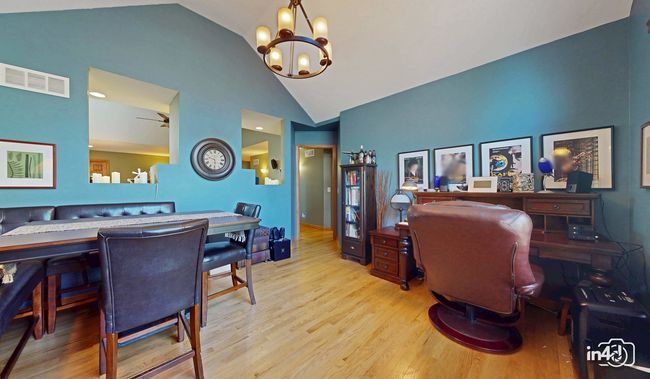 2232 Durand Dr, Townhouse with 2 bedrooms, 2 bathrooms and 2 parking in Downers Grove IL | Image 25