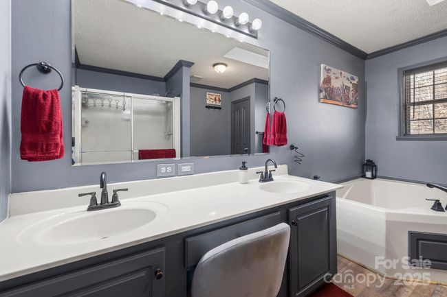 334 Fox Den Rd, House other with 3 bedrooms, 2 bathrooms and null parking in Mars Hill NC | Image 19