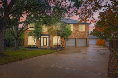 11002 Pebble Garden Ln, Austin, TX, 78739-1612 | Card Image
