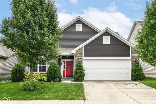 561 Farnham Dr, Westfield, IN, 46074-3347 | Card Image