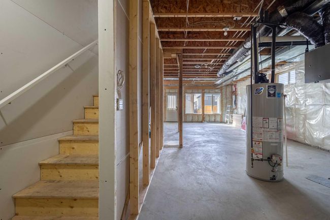 427 Lucas Blvd Nw, House other with 3 bedrooms, 3 bathrooms and 2 parking in Calgary AB | Image 28