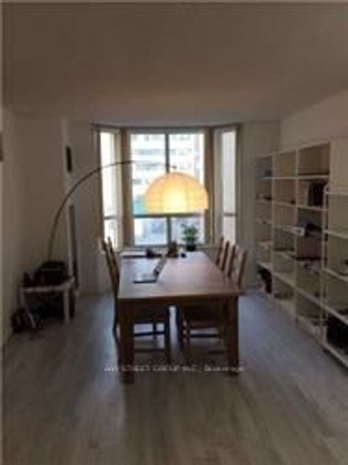 308-284 Bloor St W, Toronto, ON, M5S3B8 | Card Image