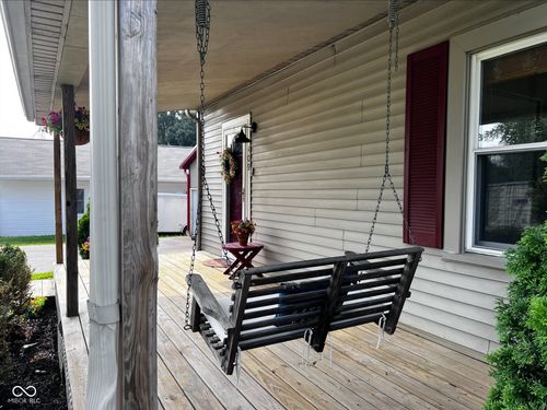 409 8th St, Lapel, IN, 46051-5522 | Card Image
