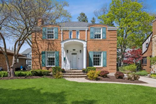 349 E Ridge Avenue, Elmhurst, IL, 60126 | Card Image