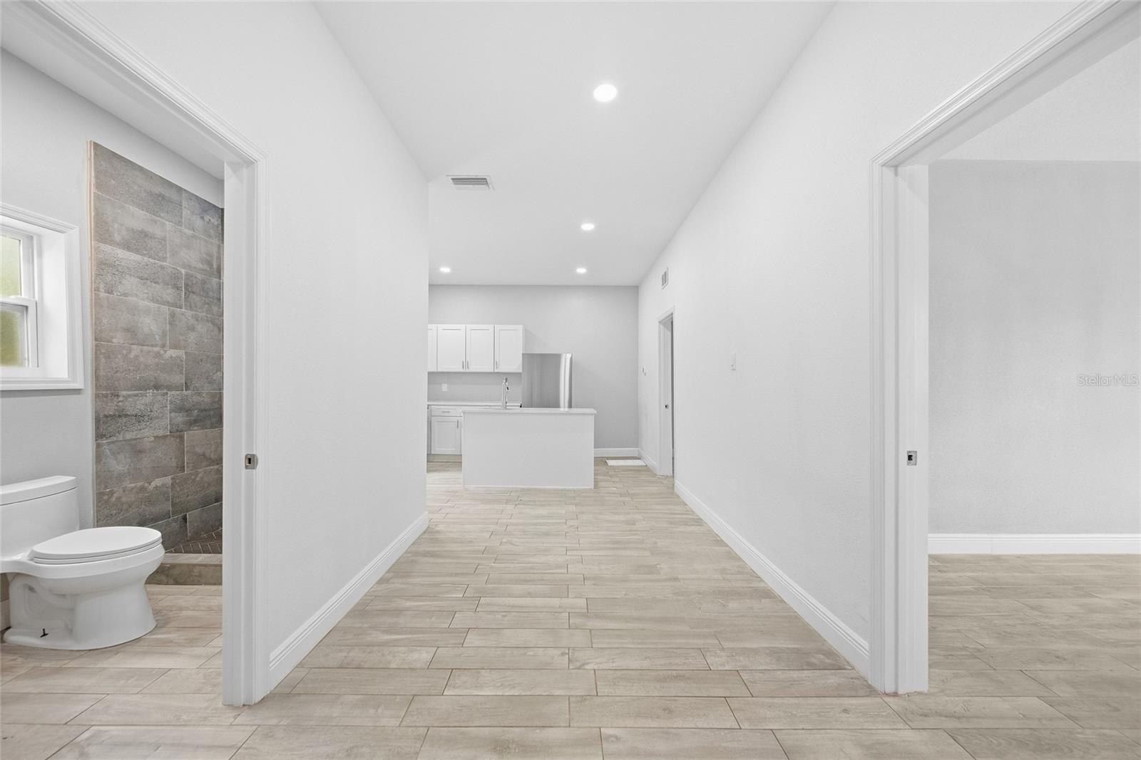 Residential Lease in TAMPA 4