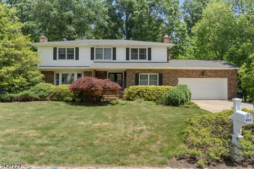 460 Elwood St, Piscataway, NJ, 08854-3616 | Card Image