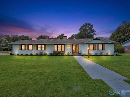 2305 Pennylane Se, Decatur, AL, 35601-6133 | Card Image