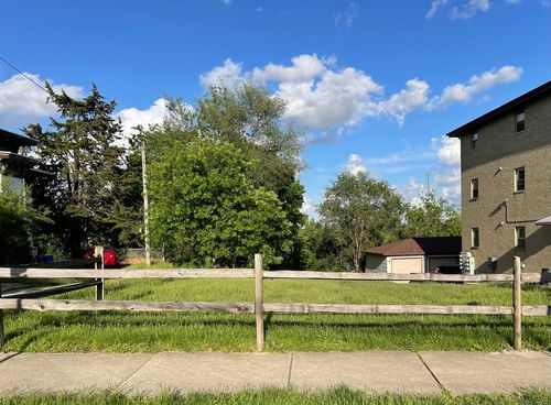 Lot 6 Block 4 N Broadway Street, Joliet, IL, 60435 | Card Image