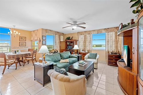 apt-926w-1301 Ne Miami Gardens Dr, North Miami Beach, FL, 33179-4983 | Card Image