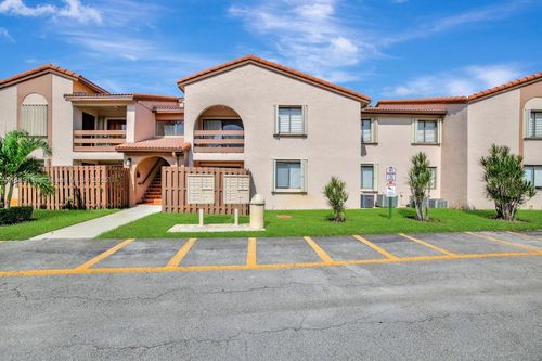 apt-107-8999 Sw 123rd Ct, Miami, FL, 33186-1993 | Card Image