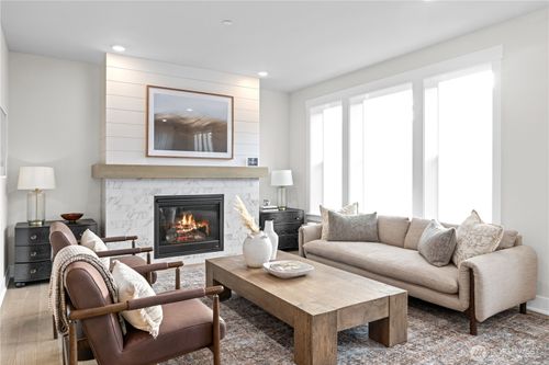 27-14320 148th Pl Ne, Woodinville, WA, 98072-7601 | Card Image