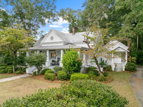 487 Hampton St, Walterboro, SC, 29488-4054 | Card Image