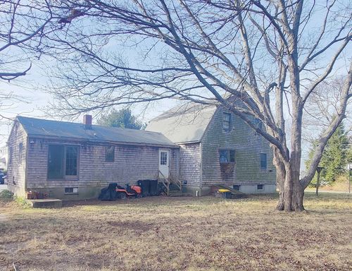 32 Morton Ave, Dartmouth, MA, 02747-2307 | Card Image