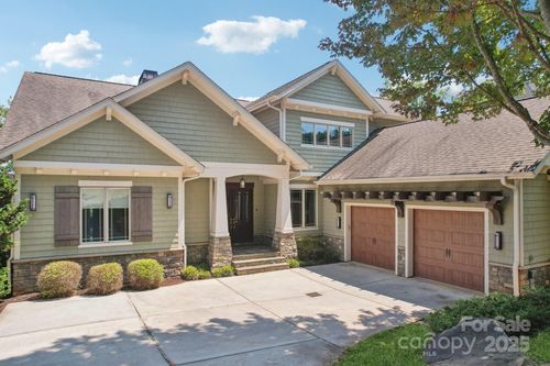 3229 Lake Pointe Dr, Belmont, NC, 28012-6749 | Card Image