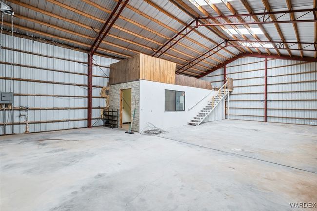 Garage | Image 79