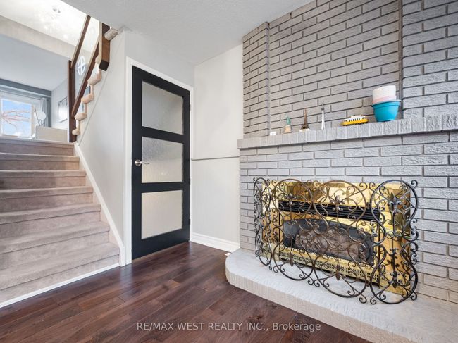 8 - 1564 Kerns Rd, Condo with 4 bedrooms, 2 bathrooms and 2 parking in Burlington ON | Image 35
