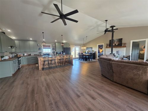1225 Rg Loop, Olney, TX, 76374-6828 | Card Image