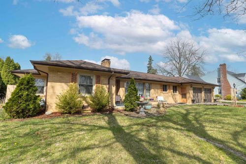 1465 Glendale Ave, Saginaw, MI, 48638-4758 | Card Image