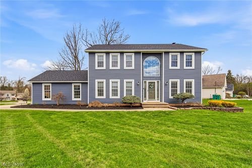 7891 Frontier Dr, Mentor, OH, 44060-7473 | Card Image