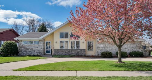 302 Miller St, Beecher, IL, 60401-5007 | Card Image
